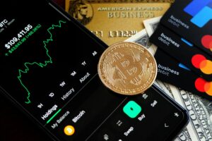 Stablecoins Explained: How USDC, USDT, and DAI Are Bridging Traditional Finance and Crypto